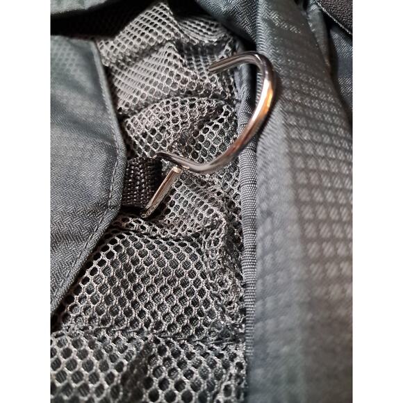 Lewis N. Clark Hanging Toiletry Bag - Picture 5 of 5